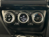 フルオートエアコンで1年中車内は快適!