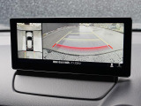360&deg;ビューモニターを搭載しています。コーナーセンサーと合せてお使いいただくことで、安全、安心にお車の取り回しを行っていただけます。