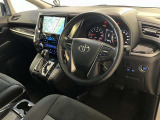 分かりやすく操作しやすい運転席まわりです☆