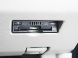 ETC車載器付きです。高速道路の料金所もスムーズに通過できます。