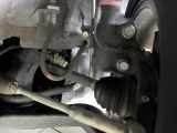 お車を安心してお乗りいただく為には、足回りの定期点検が欠かせません。サービスサポート(有償保証)では無料点検もご提供しており、安心のカーライフをお過ごしいただけるサポート体制が整っています。