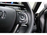 Hondaセンシングの機能のひとつ、アダプティブクルーズコントロール付!アクセルから足を離しても設定したスピードと前車との車間を保ち走行してくれます!車線維持もアシスト☆高速道路で疲労軽減ですね☆