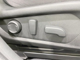 【パワーシート】スイッチ一つで簡単にシートの微調整が可能!電動だから力もいりません!快適なシートポジションにセットして、快適なドライブをお楽しみください。