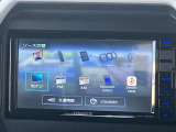 オーディオメディアにはCD/DVDプレイヤー、bluetooth接続と幅広いメディアとのリンクが可能!勿論、ラジオ&TVも視聴可能です。