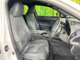 ドライバーによって運転しやすいポジションは異なり、あの車はどうなのか不安なこともありますよね。気になるお車は店頭で乗り込んでご確認いただけます♪