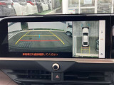 【全周囲モニター】フロント+サイド+バックモニターが装着されています。車庫入れが苦手な方もこれがあれば安心ですね。