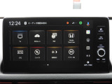 TV視聴や時計表示に加え、ホンダトータルケアで車両管理やサポートが受けられます。ETCで高速料金もスムーズに精算でき、コンパス表示で走行方向の確認も可能です。