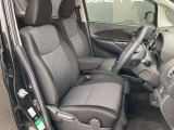 長時間の運転でも疲れにくいシートです。