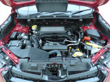 ■スバルと言えば水平対向エンジン。車体の低い位置に搭載されているので、万一の衝突時には、エンジンルームの下へ潜り込み、室内の乗員の被害軽減に貢献致します。