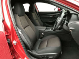 【運転席パワーシート&ドライビングポジションメモリー機能】運転手にあったシートパターン設定可能です。
