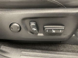 パワーシート搭載。微妙な調整が手軽にでき、ピッタリのポジションで運転することが可能です。