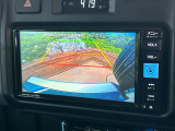 【バックカメラ】駐車時に後方がリアルタイム映像で確認できます。大型商業施設や立体駐車場での駐車時や、夜間のバック時に大活躍!運転スキルに関わらず、今や必須となった装備のひとつです!