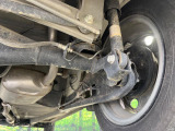 お車を安心してお乗りいただく為には、足回りの定期点検が欠かせません。サービスサポート(有償保証)では無料点検もご提供しており、安心のカーライフをお過ごしいただけるサポート体制が整っています。