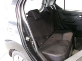 ゆとりある広々とした車内空間は、ドライブを始め買い物やレジャーなど、幅広く活躍します。一人でもみんなとでもお出かけを楽しみましょう!