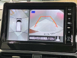 【アラウンドビューモニター】車を上から見下ろしているかのような映像で周囲の状況がひと目で確認、狭い駐車場に駐車するときも安心です♪