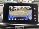 【リアカメラ】運転が苦手な方も車庫入れラクラクです!ギアをリバースに入れれば自動的にモニターが切り換わります。リアトラフィックモニター付きですからさらに安心ですね!