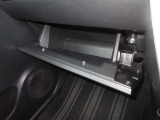 豊富な収納で、いつもすっきりとした車内、ほしい場所にちょうど良い収納を備えました。