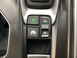 4つの異なる加速感を楽しめるドライブモードスイッチがついています。SPORT、NORMAL、COMFORT、ECONなど、シーンに合わせて最適な加速感を楽しめるドライブモードスイッチです。