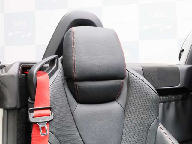 メルセデス・ベンツ SLCクラス 180 スポーツ の中古車詳細 (35,000km