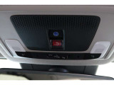 緊急通報ボタンが装備されています。ホンダコネクト対応。ご利用には、Honda Total Care プレミアムのご加入が必要です。