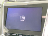 【メーカー純正ナビ】インテリアに溶け込むスタイリッシュな「専用設計」メーカーナビを装備♪視認性や操作性など基本性能にも優れ、より上質なカーライフをお楽しみいただけます。