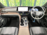 クラウンクロスオーバー 2.5 G アドバンスト レザー パッケージ E-Four 4WD 