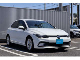 1年間走行距離無制限の保証と距離無制限のロードアシスタンスサービスが全車に付帯されます。