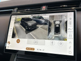 ボディの目立たない位置に設置された4台のデジタルカメラにより、周囲の状況を3Dで確認できます。それぞれのカメラを単独もしくは複数表示することも可能。狭い場所や出入口なども安心できます!