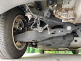 お車を安心してお乗りいただく為には、足回りの定期点検が欠かせません。サービスサポート(有償保証)では無料点検もご提供しており、安心のカーライフをお過ごしいただけるサポート体制が整っています。