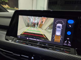 バックモニターも装備しております。車庫入れの苦手なお客様、もうご心配いりません。バックモニターがあれば、ぶつける心配一切無し?!重宝してくれると思います、
