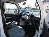 室内は除菌・消臭済みで、清潔・キレイに仕上げております。内装が綺麗な車は気持ちがいいですよね!