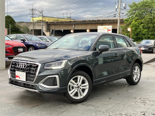 Q2 35 TFSI アドバンスド 