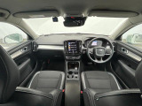 XC40 T4 モメンタム 