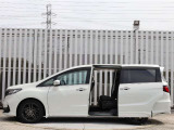 現車確認をご希望の際は、ご希望の日時等を営業スタッフまでご連絡下さい。もちろんお見積りメールでのご連絡もお待ちしております。
