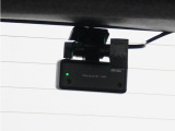 ◆リアにもドライブレコーダーを装備しております◆映像・音声などを記録する自動車用の装置です。もしもの事故の際の記録はもちろん、旅行の際の思い出としてドライブの映像を楽しむことができます。