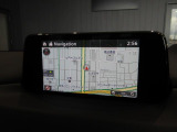 フルセグTVチューナーとUSB接続ポートを装備しています。スマートフォンやミュージックプレーヤーなどの接続に最適です。もちろんブルートゥース接続にも対応しています!