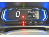 先進的なディスプレイ表示のスピードメーター。