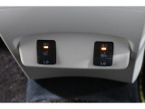 シートヒーター装備車両♪♪寒い冬はもちろん♪肌寒い春先・秋口まで活躍してくれるあると嬉しい装備です♪♪