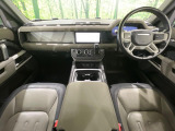 ディフェンダー 110 X ダイナミック SE 3.0L D300 ディーゼル 4WD 