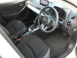 MAZDA2は「日常を豊かにする上質なパーソナルカー」というコンセプトのコンパクトハッチバックです。