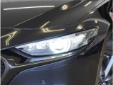 【LEDヘッドライト】省電力で長寿命の明るく運転しやすいLEDヘッドランプです。明るく照らすので暗い夜道からお客様を守ってくれます。お近くの広島マツダまでお越しください。