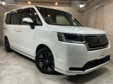 指定工場併設で末永く品質を保ちます。12ヶ月点検や車検はもちろんのこと、国家資格整備士によるお車のアドバイスも致します。