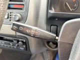 運転席操作部の写真です!席から操作しやすい位置に配置されており、快適な運転の強い味方となってくれます。ぜひ来場して、実際に触ってみてください♪