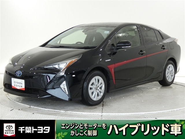 トヨタ プリウス 