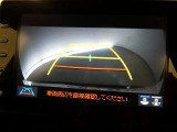 バックガイドモニターで、後方を確認しながら安心して駐車することができます。運転初心者も熟練者も必須の機能ですよ!
