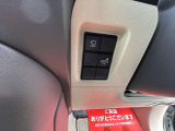 全周囲カメラ切替(VIEWボタン)+衝突被害軽減ブレーキ搭載。