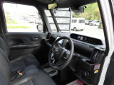 4WDを中心に大きな展示場に幅広い車種を展示しております。ゆっくりと色々な車種をご覧になりお客様の1台をお選びください。敷地内での試乗も出来ますのでお気軽にお声かけ下さい。
