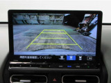 バックカメラの画像です。ガイドラインがスムースな車庫入れをサポートいたします!車庫入れの安心感がアップしますね☆