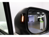 車体後部のセンサーにより、後側方から接近する車を検知する「スバルリヤビークルディテクション」を搭載。