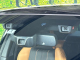 【アイサイトVer3】前方の車両等を検知し、衝突しそうな時は警報で注意を促し、ブレーキを踏む力をサポート。ブレーキを踏めなかった場合は衝突被害軽減ブレーキが作動、衝突回避をサポートします。